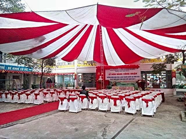 Hình ảnh : dù che nắng sự kiện Hoà Phát Đạt Tại Vĩnh Long