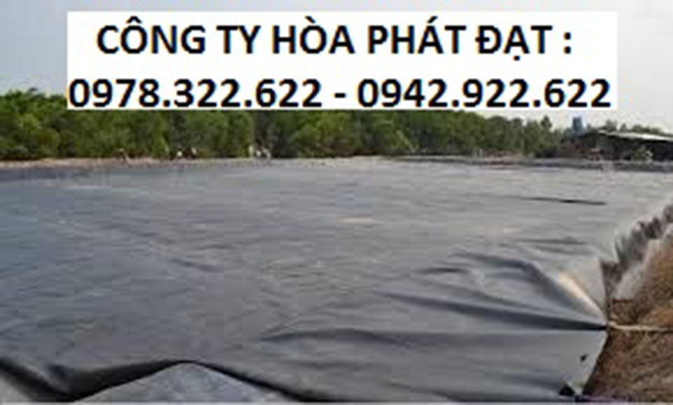Hình ảnh : thi công lót bạt HDPE chống thấm nước Hòa Phát Đạt